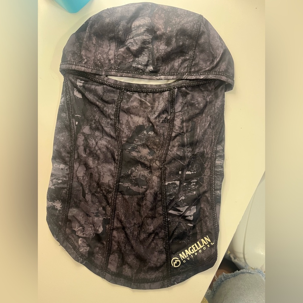 Camo,black Magellan outdoors ski mask